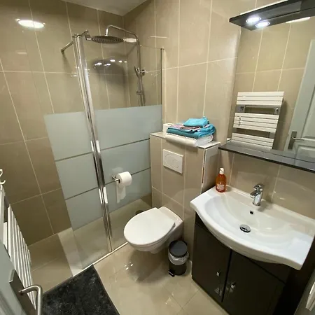 De Charme Avec Climatisation Et Wifi Pres Du Vexin, A Seulement 1,7 Km De La Gare - Fr-1-527-70 Evecquemont